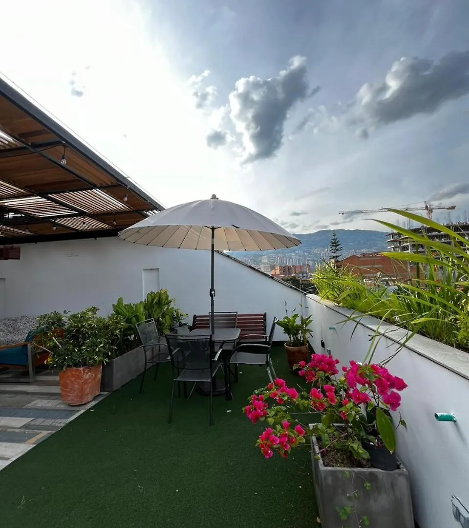 Florentina Living 401 Medellin 0*,